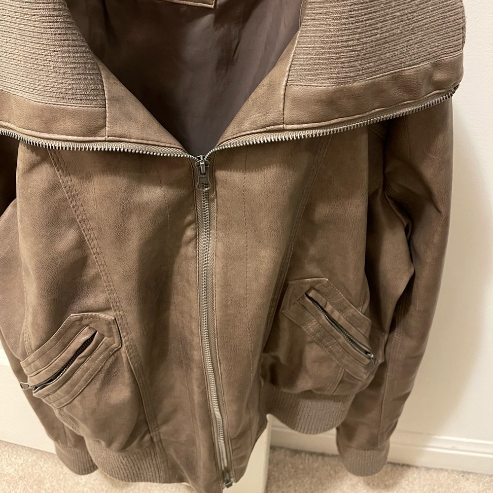 London fog leather jacket